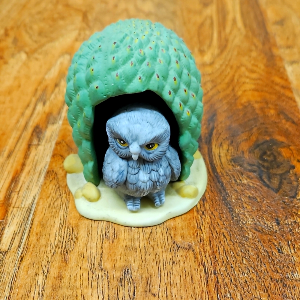Jackie Smith Franklin Porcelains OWL